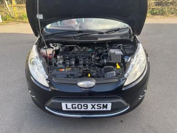 FORD FIESTA 1.4 Titanium 5dr Auto