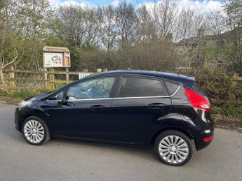 FORD FIESTA 1.4 Titanium 5dr Auto