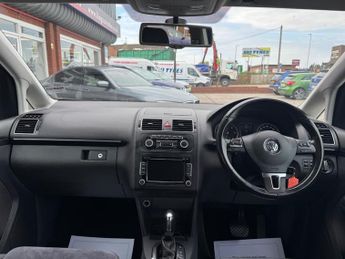 VOLKSWAGEN TOURAN 2.0 TDI 170 Sport 5dr DSG ++ 7 SEATS / SENSORS / AIR CON ++