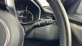 JAGUAR F-PACE 2.0 D200 MHEV R-Dynamic Black SUV 5dr Diesel Auto AWD Euro 6 (s/