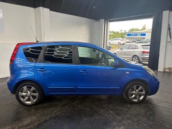 NISSAN NOTE 1.6 Tekna 5dr Auto
