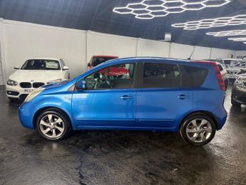 NISSAN NOTE 1.6 Tekna 5dr Auto