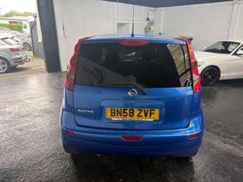NISSAN NOTE 1.6 Tekna 5dr Auto