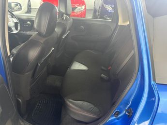 NISSAN NOTE 1.6 Tekna 5dr Auto
