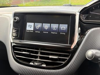 PEUGEOT 2008 1.6 e-HDi Allure 5dr EGC