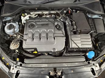 SKODA OCTAVIA 2.0 TDI CR vRS 5dr DSG 4x4