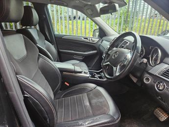 MERCEDES-BENZ M CLASS ML250 CDi BlueTEC AMG Sport 5dr Auto