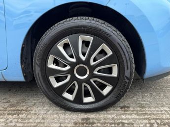 KIA PICANTO 1.0 1 Air 5dr ++ 20 TAX / ULEZ / LOW INSURANCE GROUP / 7 SERVICE