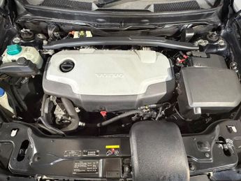 VOLVO XC90 2.4 D5 [200] R DESIGN 5dr Geartronic
