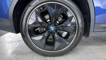 BMW IX3 80kWh Premier Edition SUV 5dr Electric Auto (286 ps)