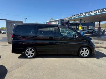NISSAN ELGRAND 2.5 HIGHWAY STAR 4WD
