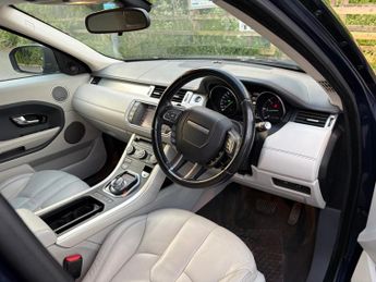 LAND ROVER RANGE ROVER EVOQUE 2.2 SD4 Prestige 5dr Auto