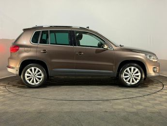 VOLKSWAGEN TIGUAN 2.0 TDi BlueMotion Tech Match 5dr DSG