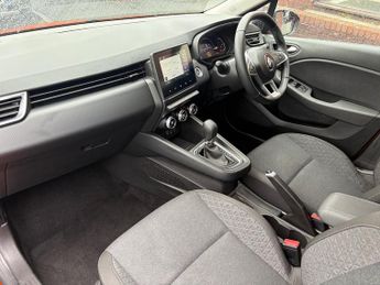 RENAULT CLIO 1.6 E-TECH full hybrid 145 Evolution 5dr Auto