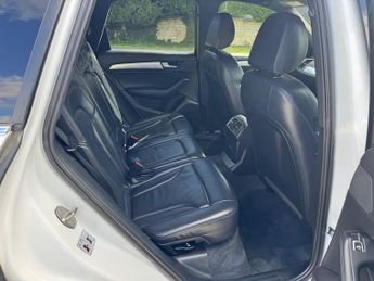 AUDI Q5 2.0 TDI Quattro S Line Plus 5dr S Tronic