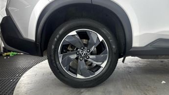 NISSAN X-TRAIL 1.5 DIG-T MHEV Acenta Premium SUV 5dr Petrol Hybrid XTRON Euro 6