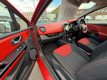 RENAULT CLIO 1.2 AUTOMATIC