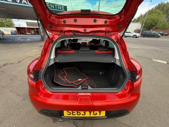 RENAULT CLIO 1.2 AUTOMATIC