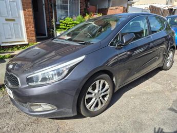 KIA CEED 1.6 CRDi 2 5dr Auto