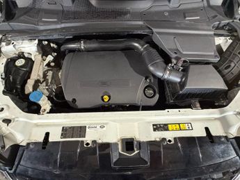LAND ROVER DISCOVERY SPORT 2.2 SD4 HSE Luxury 5dr Auto