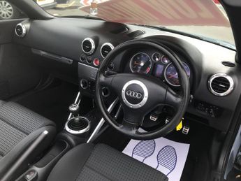 AUDI TT 1.8 T 2dr [150]