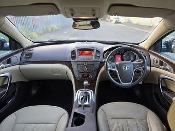 VAUXHALL INSIGNIA 2.0 CDTi Elite Hatchback 5dr Diesel Auto Euro 5 (160 ps)
