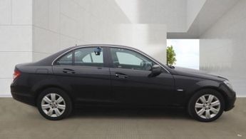 MERCEDES-BENZ C CLASS C200 CDI BlueEFFICIENCY Executive SE 4dr Auto