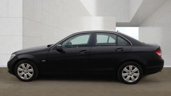MERCEDES-BENZ C CLASS C200 CDI BlueEFFICIENCY Executive SE 4dr Auto