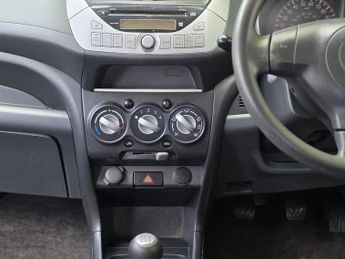 VOLVO V40 D3 Cross Country Lux Nav 5dr Geartronic