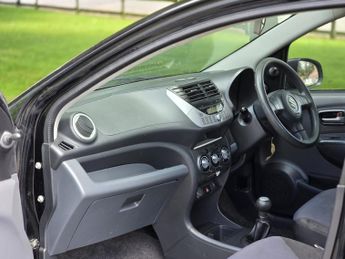 VOLVO V40 D3 Cross Country Lux Nav 5dr Geartronic