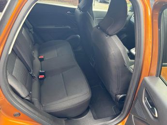 RENAULT CAPTUR 1.3 TCE 130 Iconic 5dr Automatic