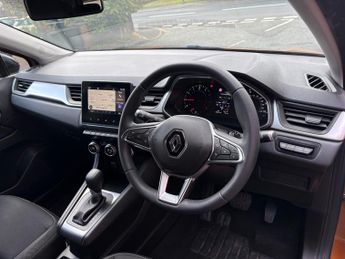 RENAULT CAPTUR 1.3 TCE 130 Iconic 5dr Automatic