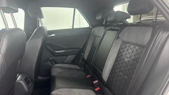 VOLKSWAGEN T-ROC 1.5 TSI R-Line SUV 5dr Petrol DSG Euro 6 (s/s) (150 ps)