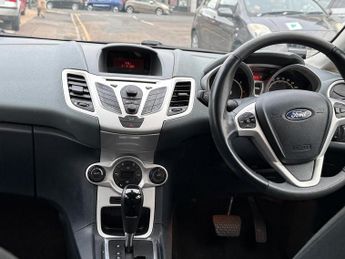 FORD FIESTA 1.4 Titanium 5dr Auto