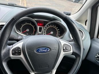 FORD FIESTA 1.4 Titanium 5dr Auto