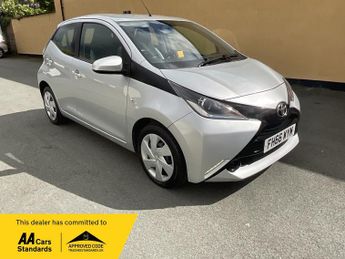 Toyota AYGO 1.0 VVT-i X-Play 5dr