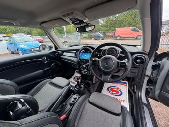 MINI HATCH 1.5 Cooper Classic 3dr Auto