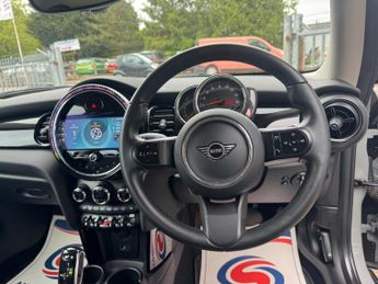 MINI HATCH 1.5 Cooper Classic 3dr Auto