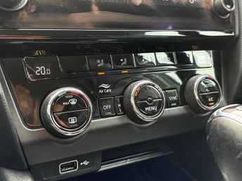 SKODA OCTAVIA 1.0 TSI SE Technology 5dr DSG ++ NAV / CARPLAY / BLUETOOTH / ULE