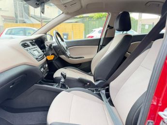 HYUNDAI I20 1.4 CRDI SE 5dr