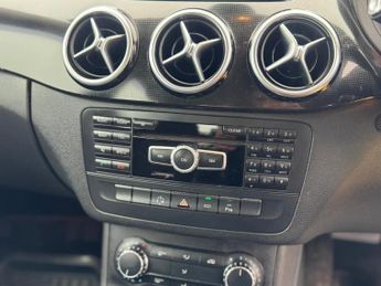 MERCEDES-BENZ B CLASS 