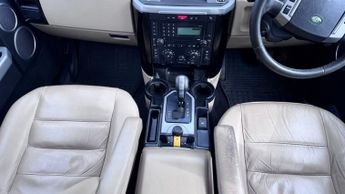 LAND ROVER DISCOVERY 2.7 Td V6 HSE 5dr Auto