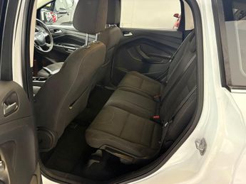 FORD KUGA 2.0 TDCi 150 Zetec 5dr 2WD