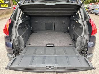PEUGEOT 3008 1.6 e-HDi Active 5dr EGC