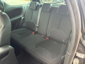 CITROEN DS3 1.6 e-HDi Airdream DStyle Plus 3dr ++ 12 SERVICES / CAMBELT / 20