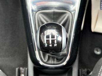 CITROEN DS3 1.6 e-HDi Airdream DStyle Plus 3dr ++ 12 SERVICES / CAMBELT / 20