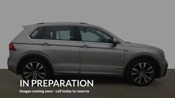 VOLKSWAGEN TIGUAN 1.5 TSI EVO R-Line Tech SUV 5dr Petrol DSG Euro 6 (s/s) (150 ps)