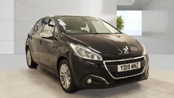 Peugeot 208 1.2 PureTech 82 Signature 5dr [Start Stop]
