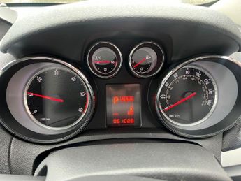 VAUXHALL MOKKA 1.6 CDTi Exclusiv 5dr Auto