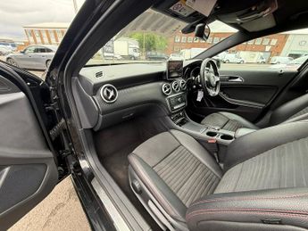MERCEDES-BENZ A-CLASS A200d AMG Line 5dr Auto